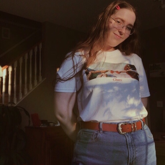 Meet your Posher, Alexis - Picture 1 of 1